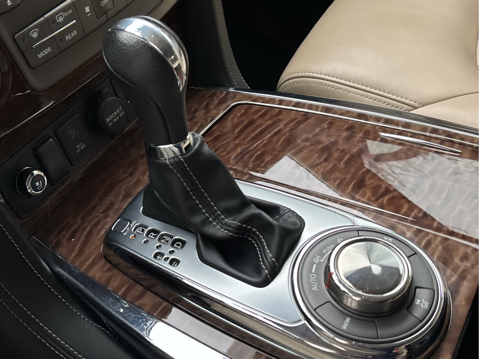 2019 Nissan Armada Platinum