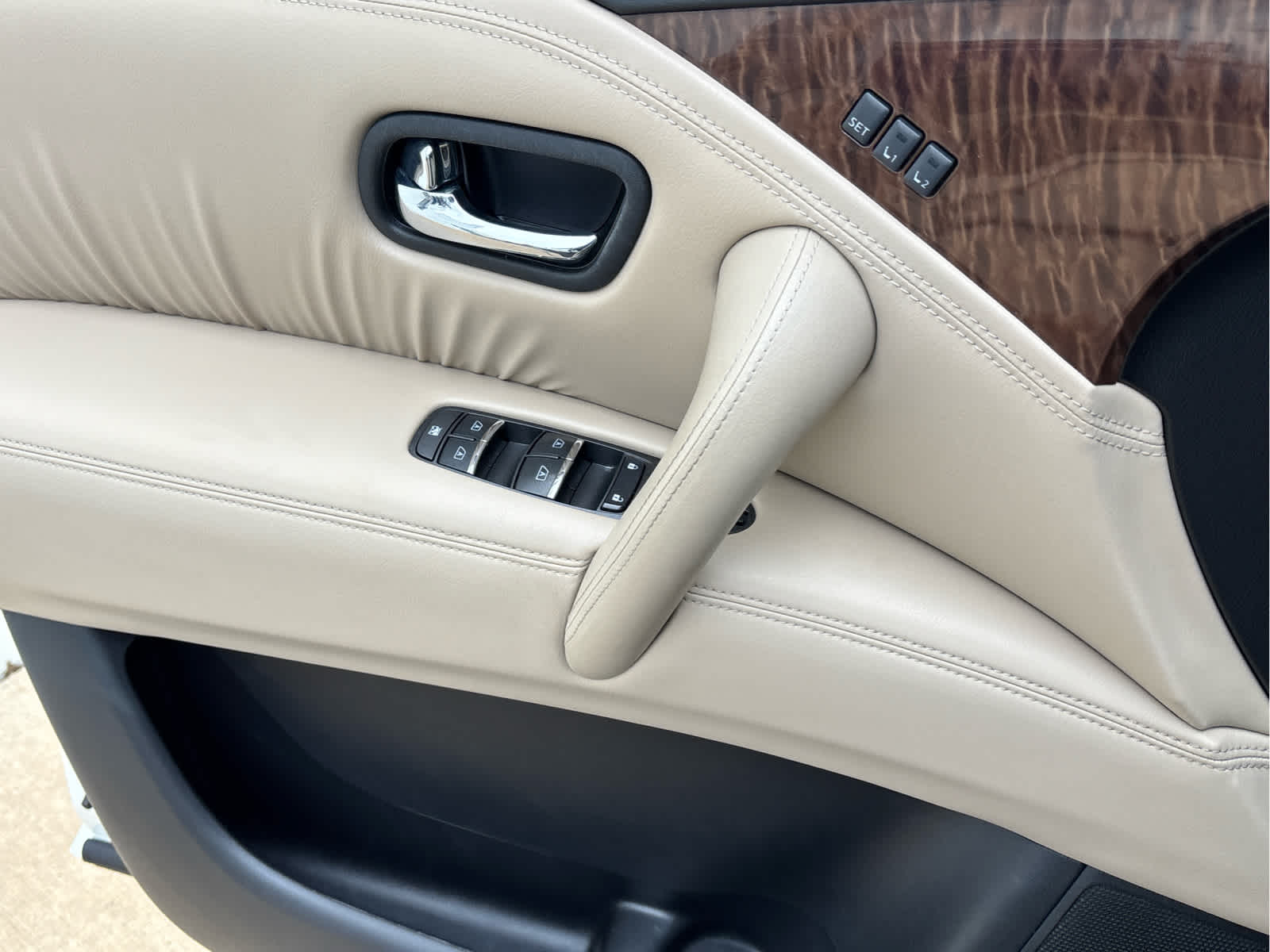 2019 Nissan Armada Platinum