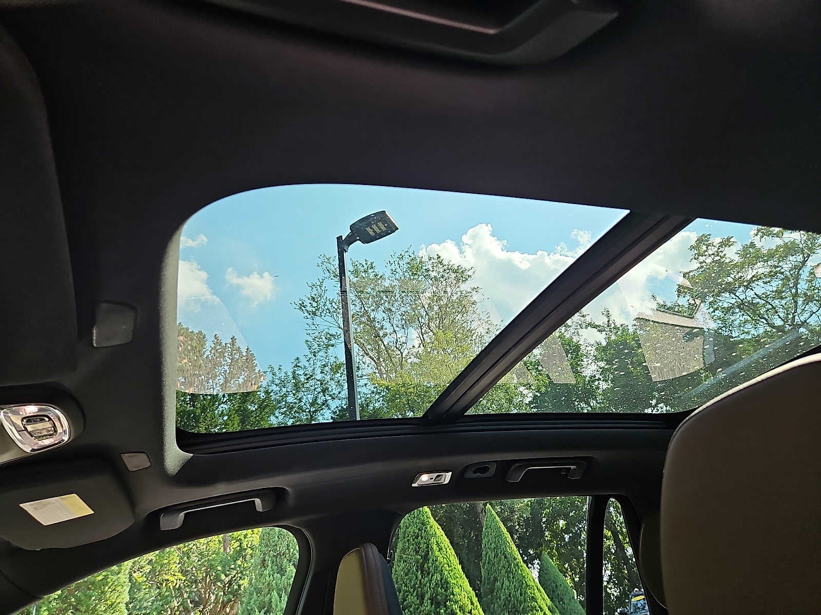 2019 Volvo XC90 T6 Momentum