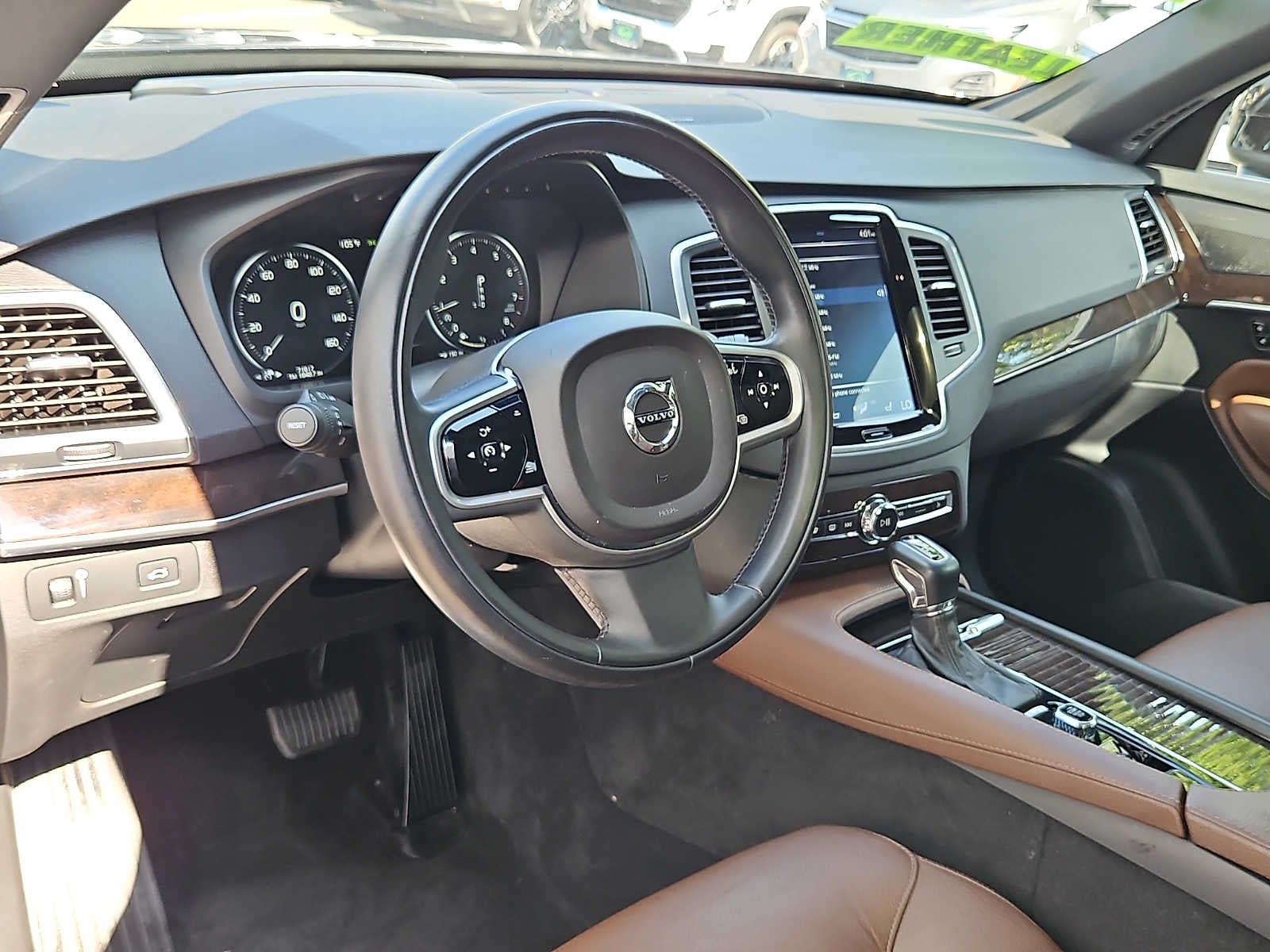 2019 Volvo XC90 T6 Momentum