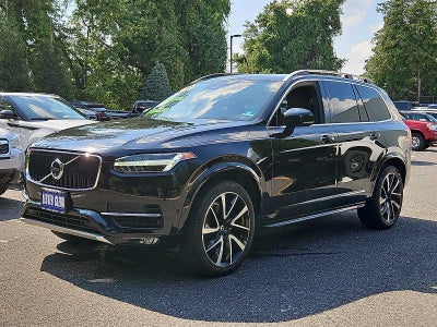 2019 Volvo XC90 T6 Momentum