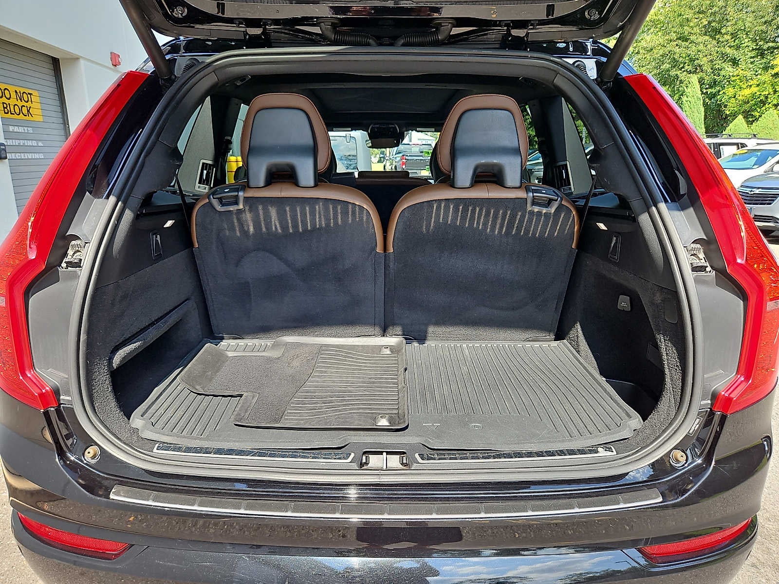 2019 Volvo XC90 T6 Momentum