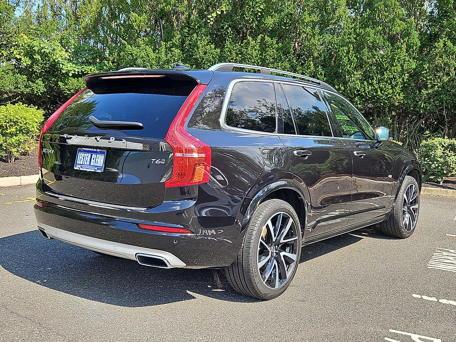 2019 Volvo XC90 T6 Momentum