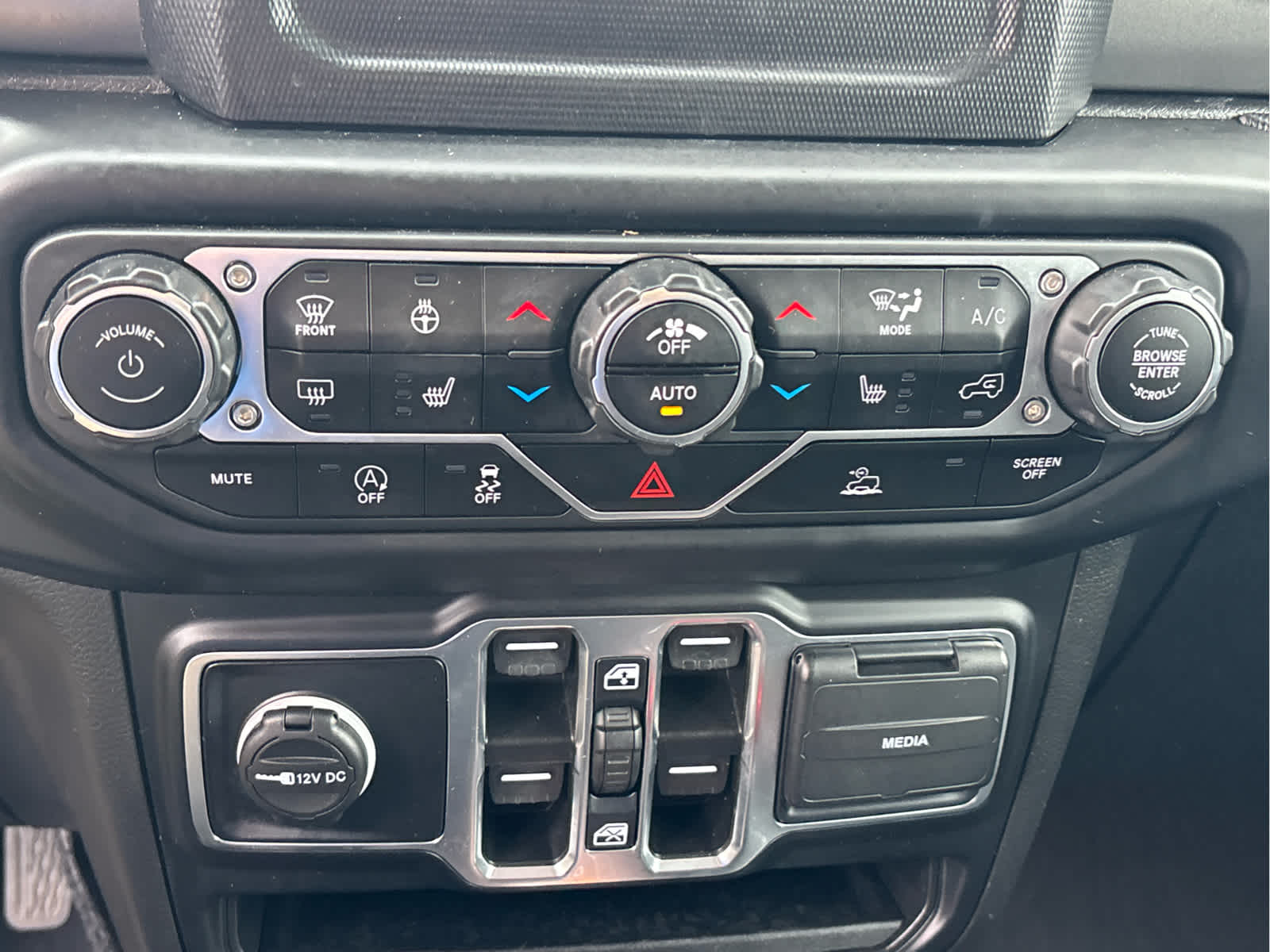 2023 Jeep Wrangler Freedom