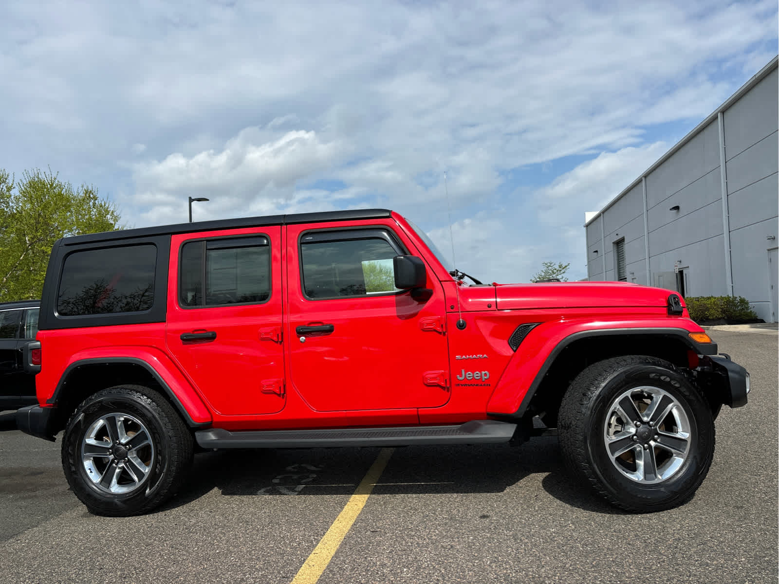 2023 Jeep Wrangler Sahara