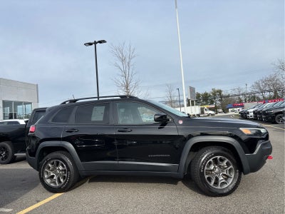 2022 Jeep Cherokee Trailhawk