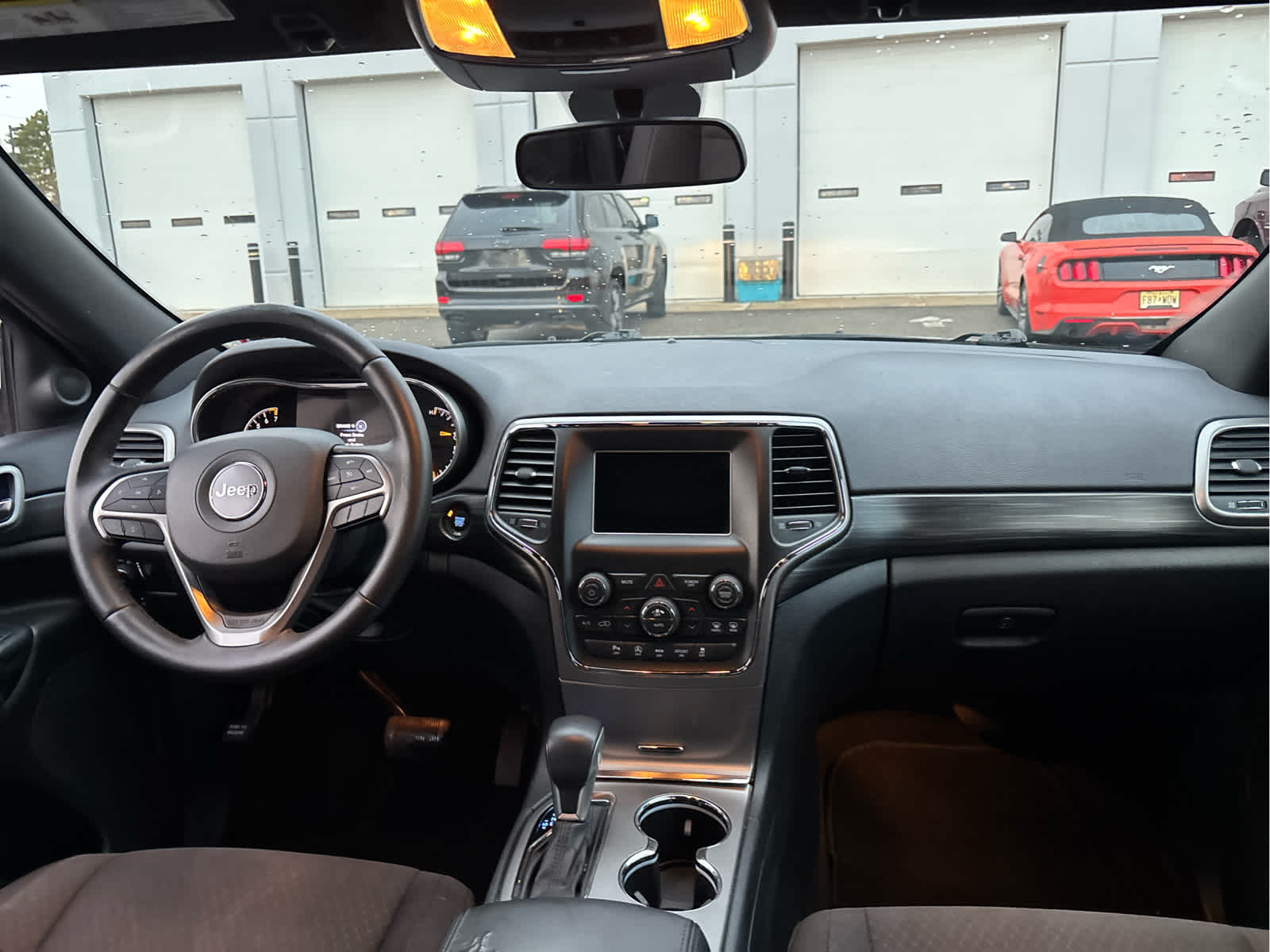 2019 Jeep Grand Cherokee Laredo E