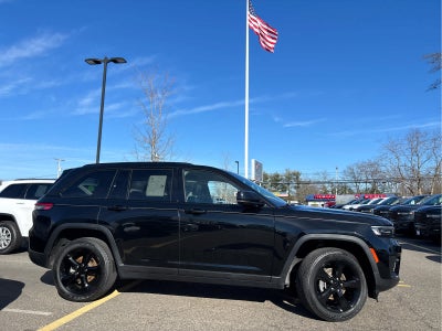 2023 Jeep Grand Cherokee Altitude