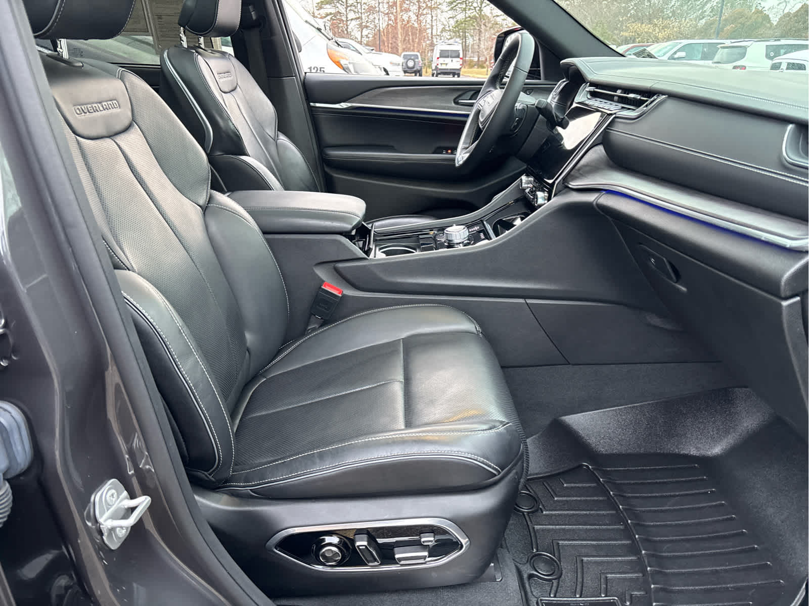 2022 Jeep Grand Cherokee Overland