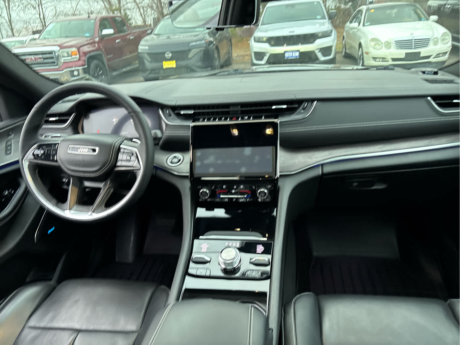 2022 Jeep Grand Cherokee Overland