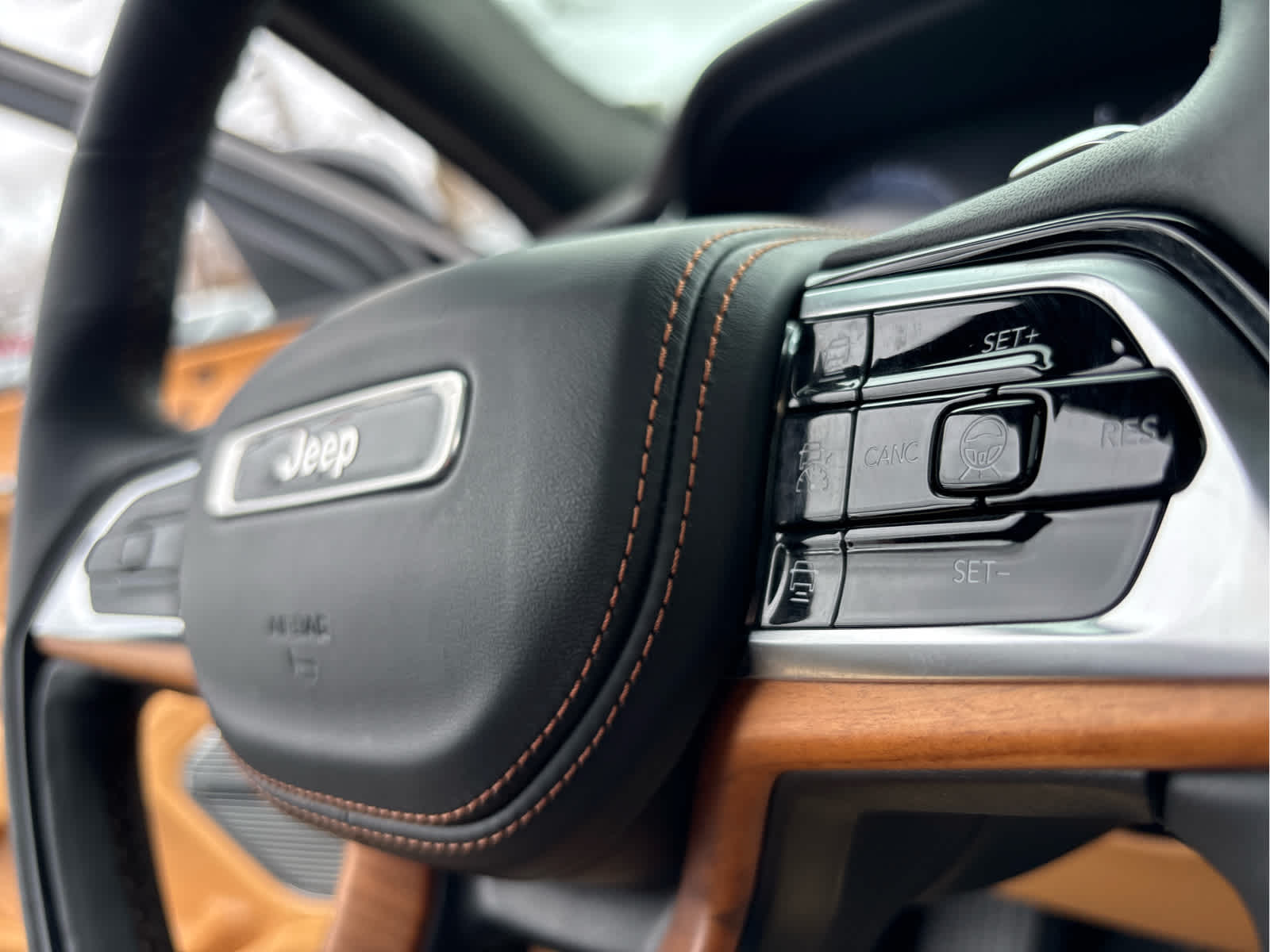 2025 Jeep Grand Cherokee L Summit Reserve