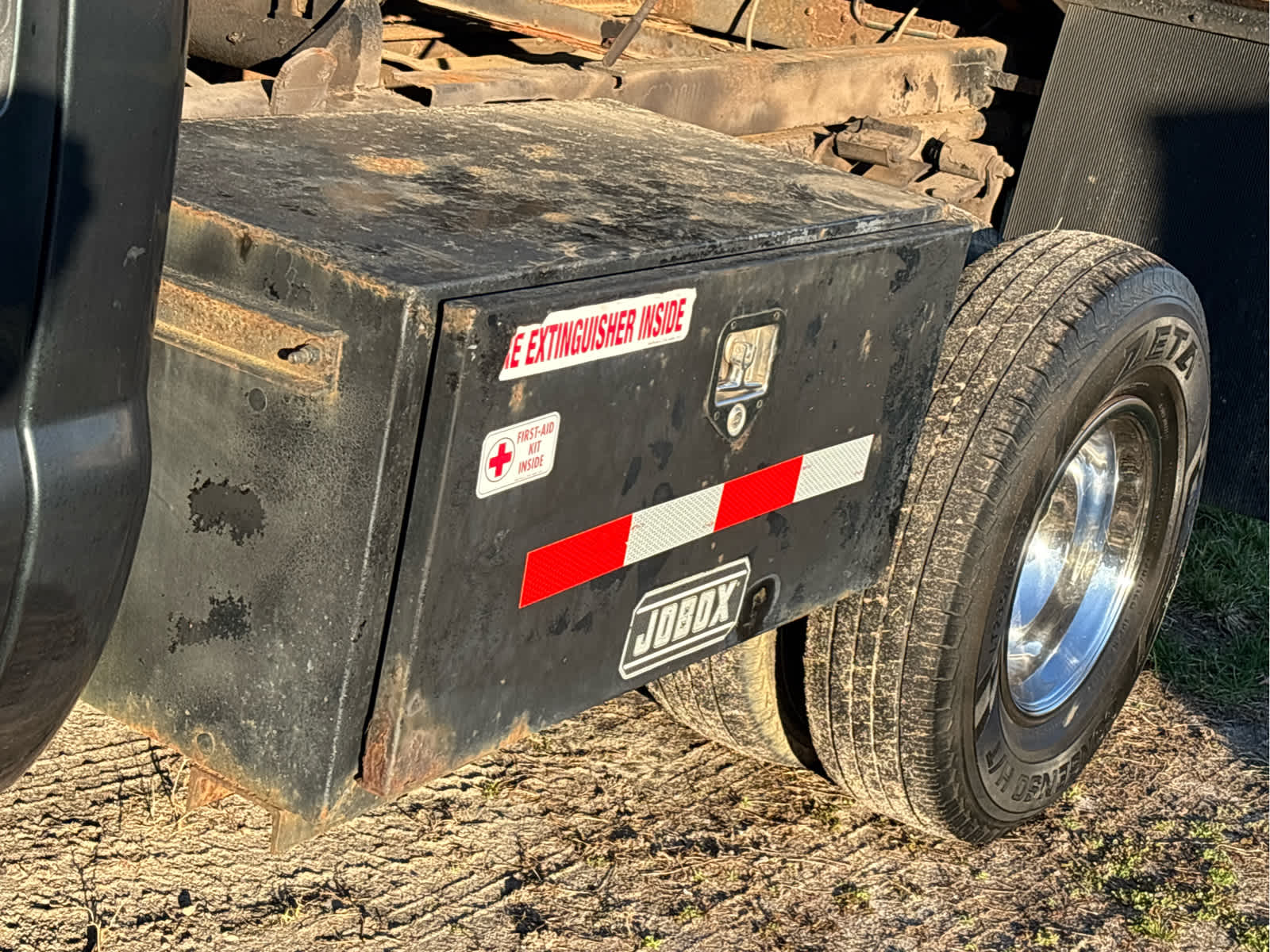 2004 Ford Super Duty F-350 DRW XL