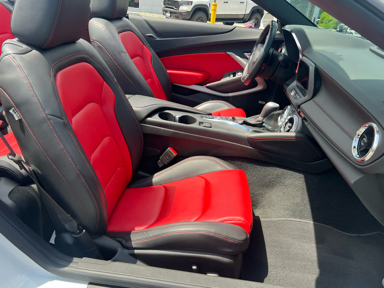 2023 Chevrolet Camaro 2LT