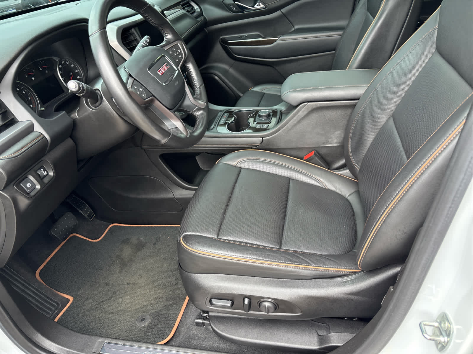 2020 GMC Acadia AT4