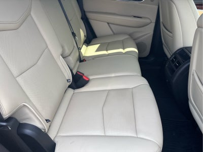2019 Cadillac XT5 Luxury FWD