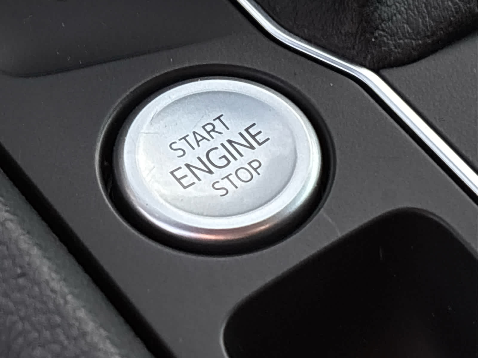 2020 Volkswagen Atlas Cross Sport 3.6L V6 SE w/Technology