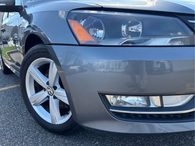 2015 Volkswagen Passat 1.8T Limited Edition