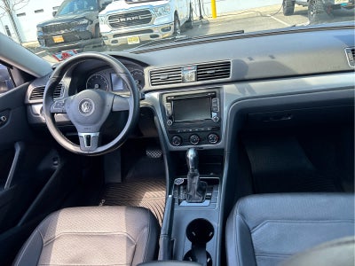2015 Volkswagen Passat 1.8T Limited Edition