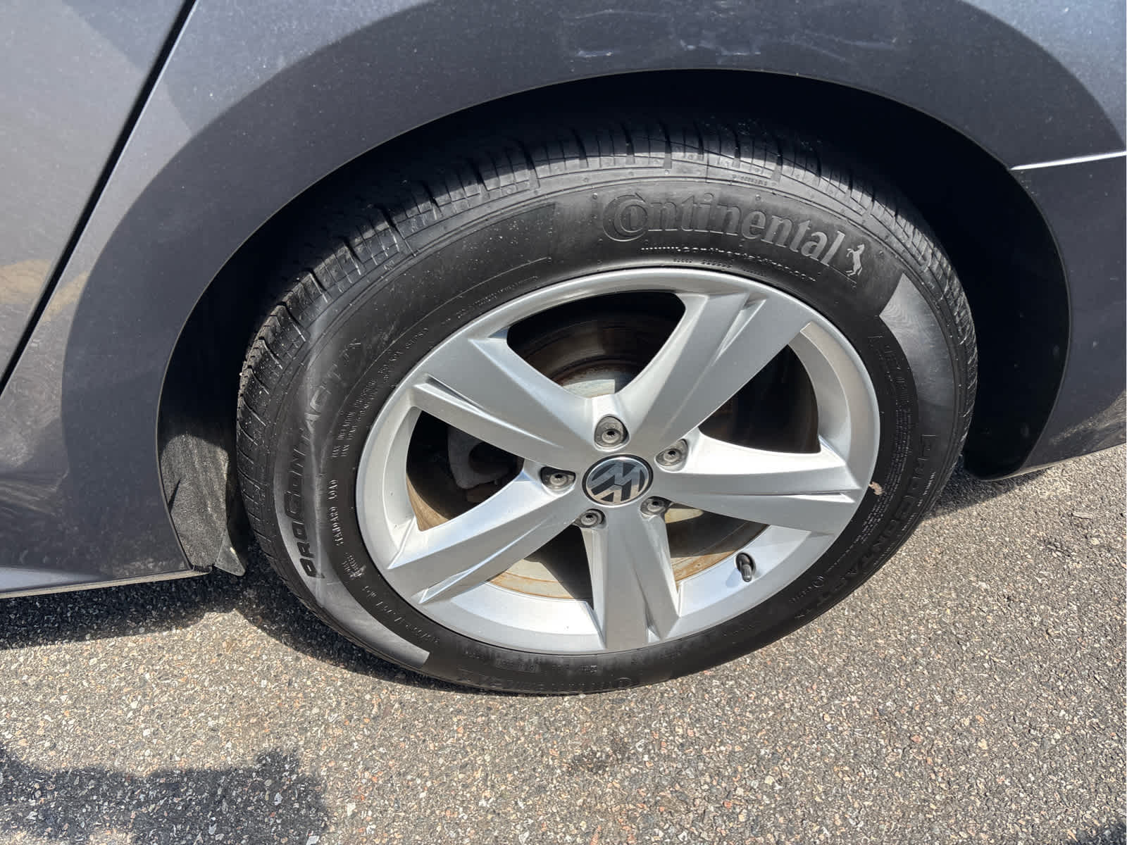 2015 Volkswagen Passat 1.8T Limited Edition