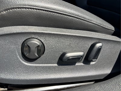 2015 Volkswagen Passat 1.8T Limited Edition