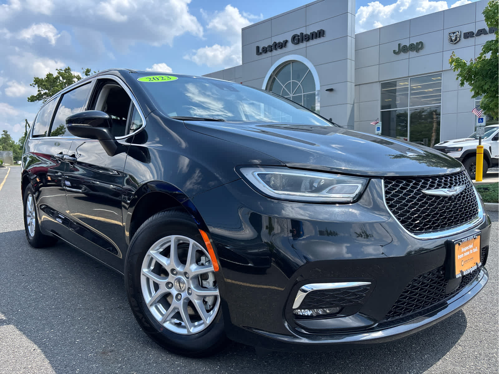 2023 Chrysler Pacifica Touring L
