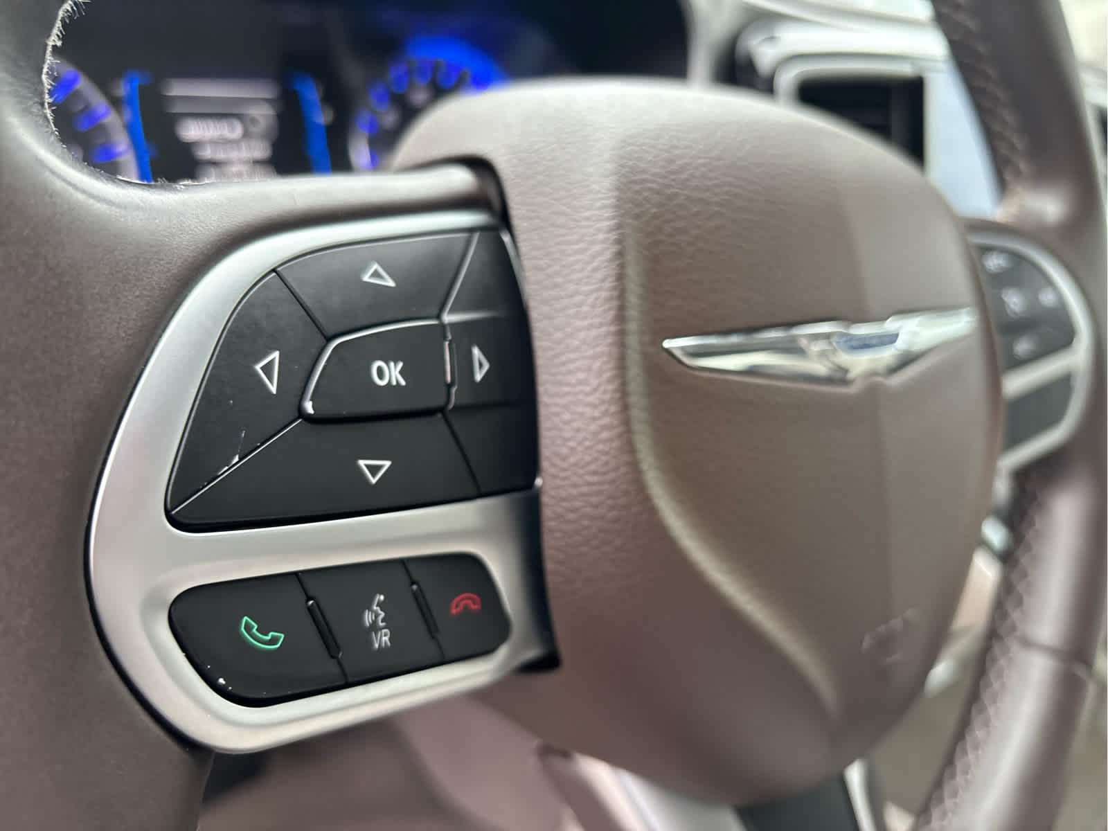 2017 Chrysler Pacifica Touring-L