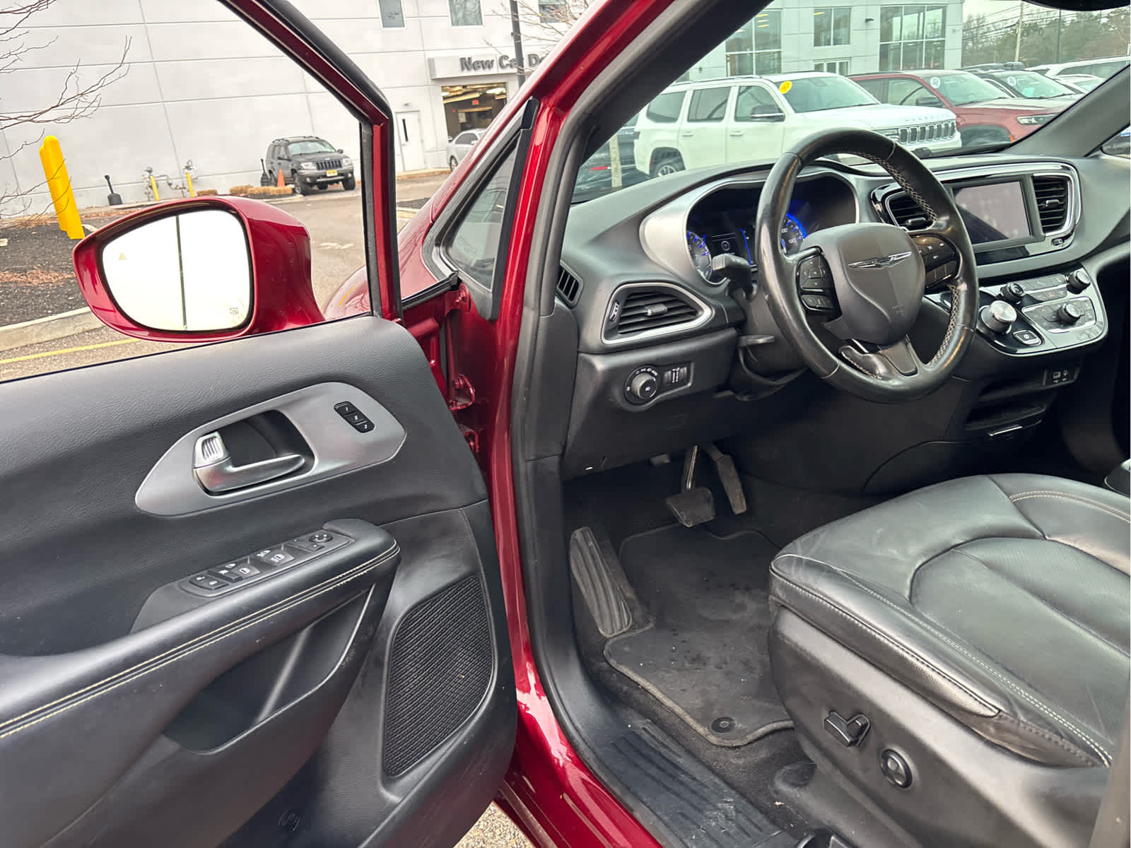 2020 Chrysler Pacifica Touring L