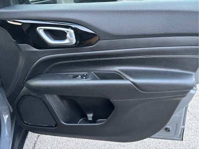 2023 Jeep Compass Altitude