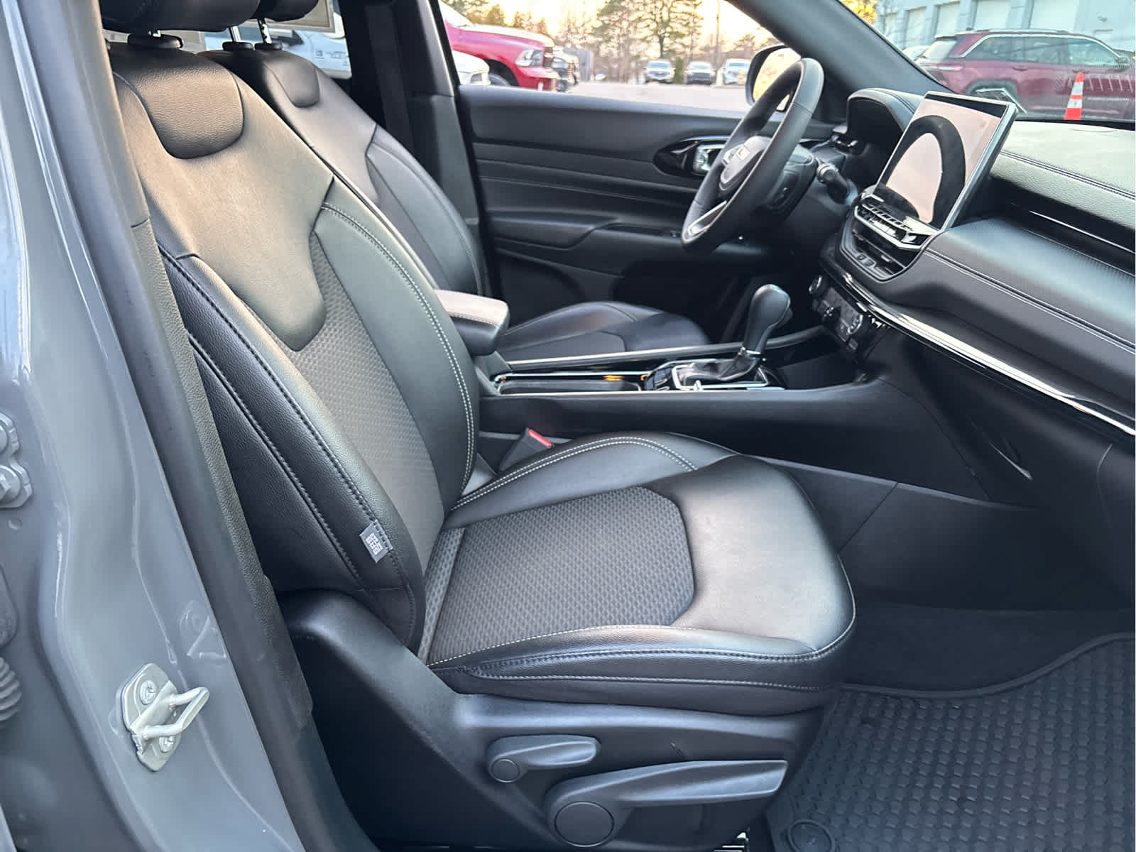 2023 Jeep Compass Altitude