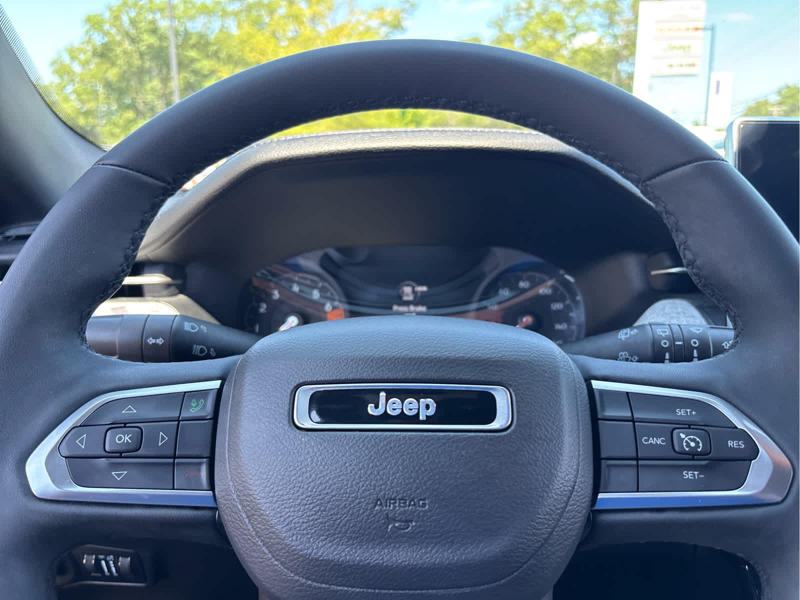 2023 Jeep Compass Latitude Lux