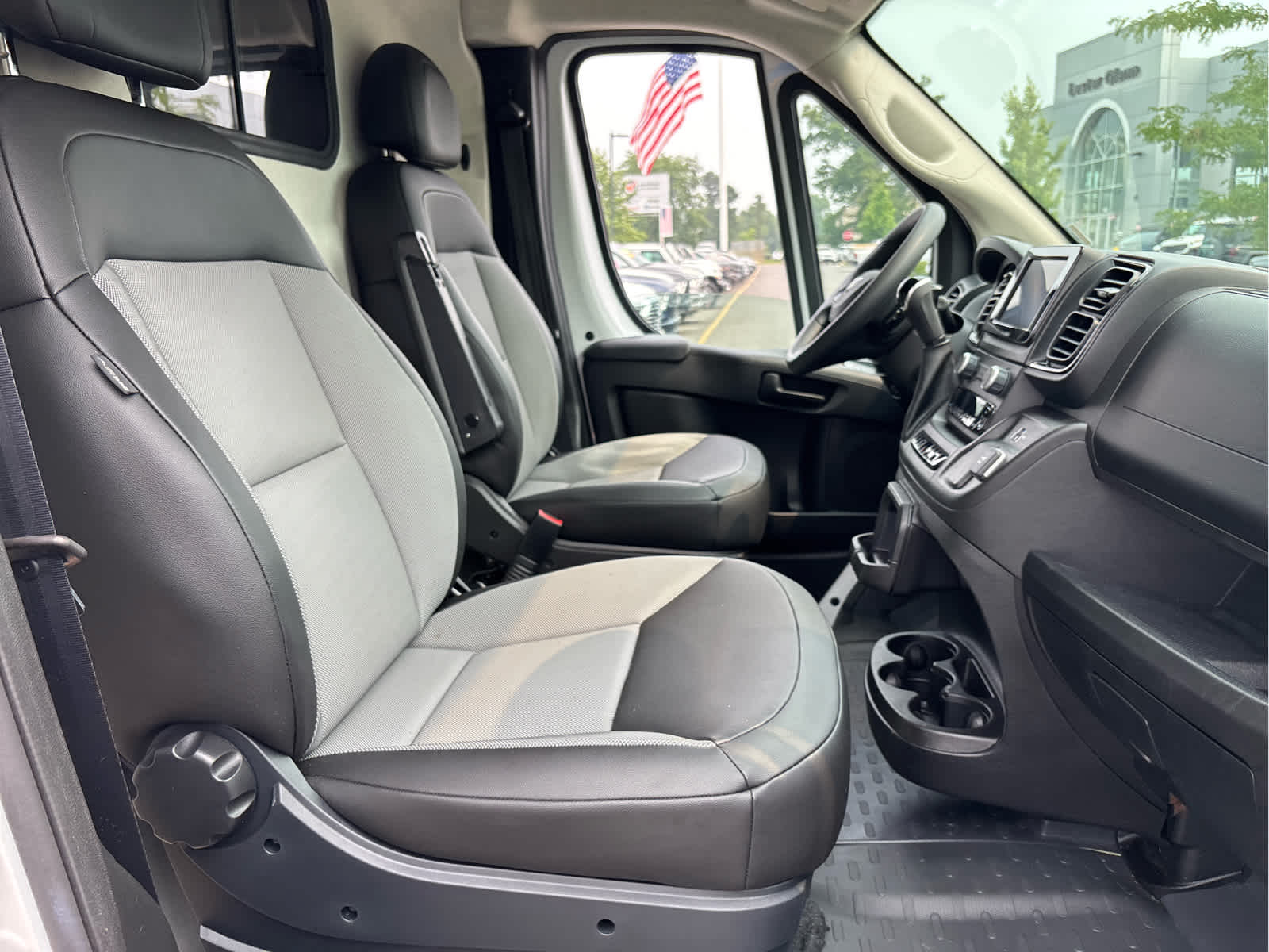2025 RAM ProMaster Cargo Van Tradesman