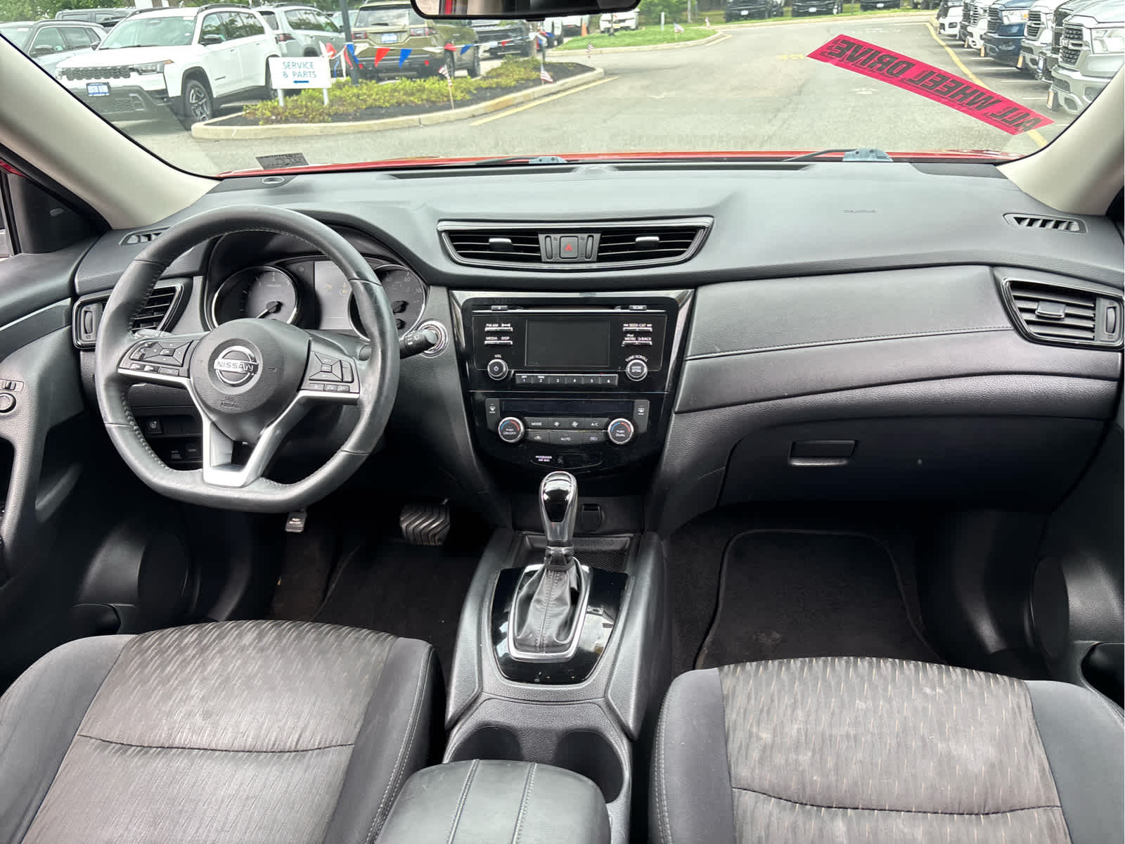 2017 Nissan Rogue SV