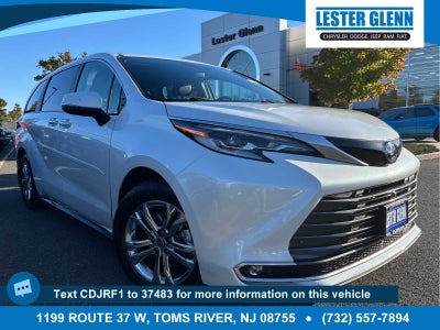 2023 Toyota Sienna Platinum