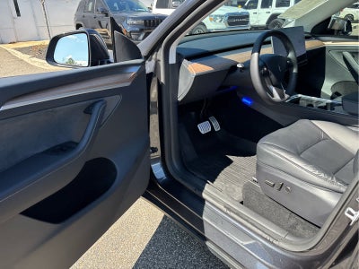 2025 Tesla Model Y Performance