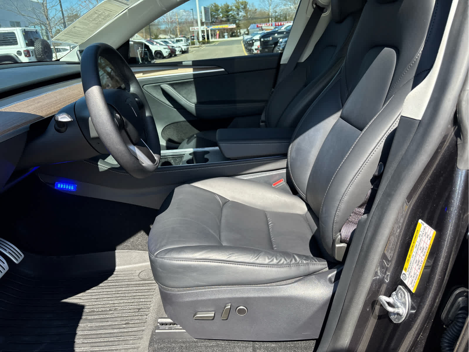 2025 Tesla Model Y Performance