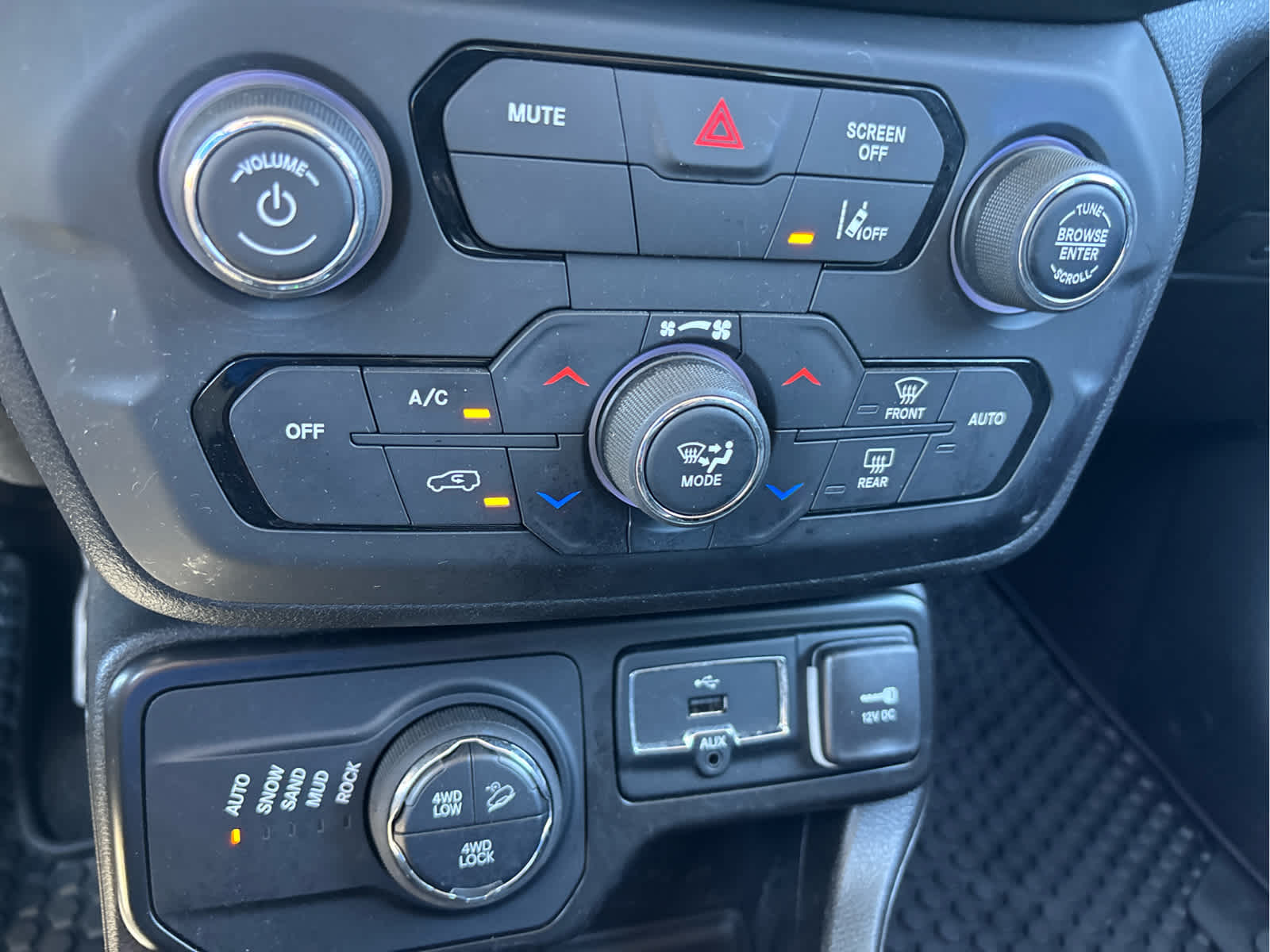 2023 Jeep Renegade Trailhawk