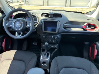 2023 Jeep Renegade Trailhawk