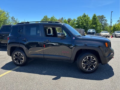 2023 Jeep Renegade Trailhawk