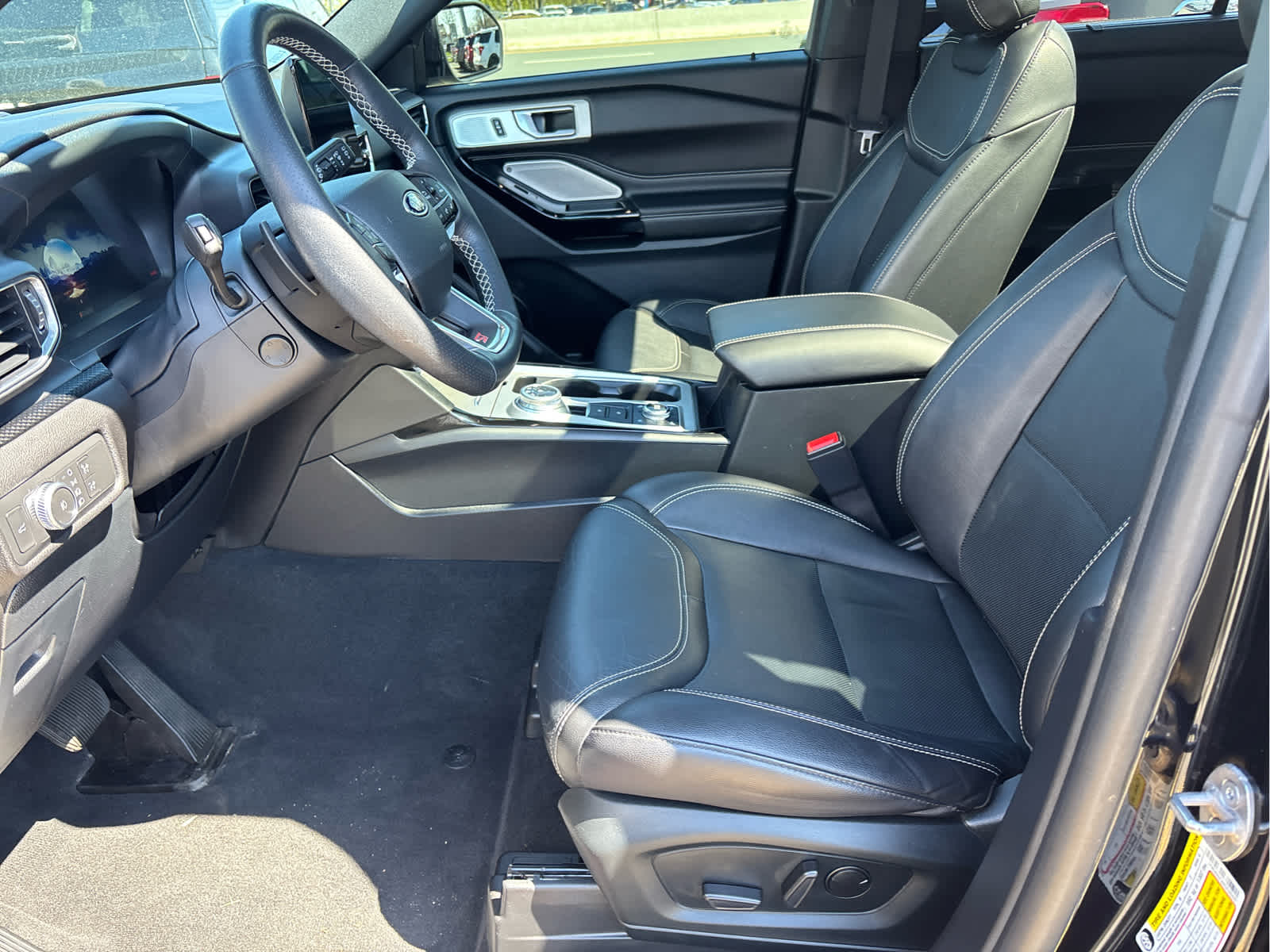 2022 Ford Explorer ST