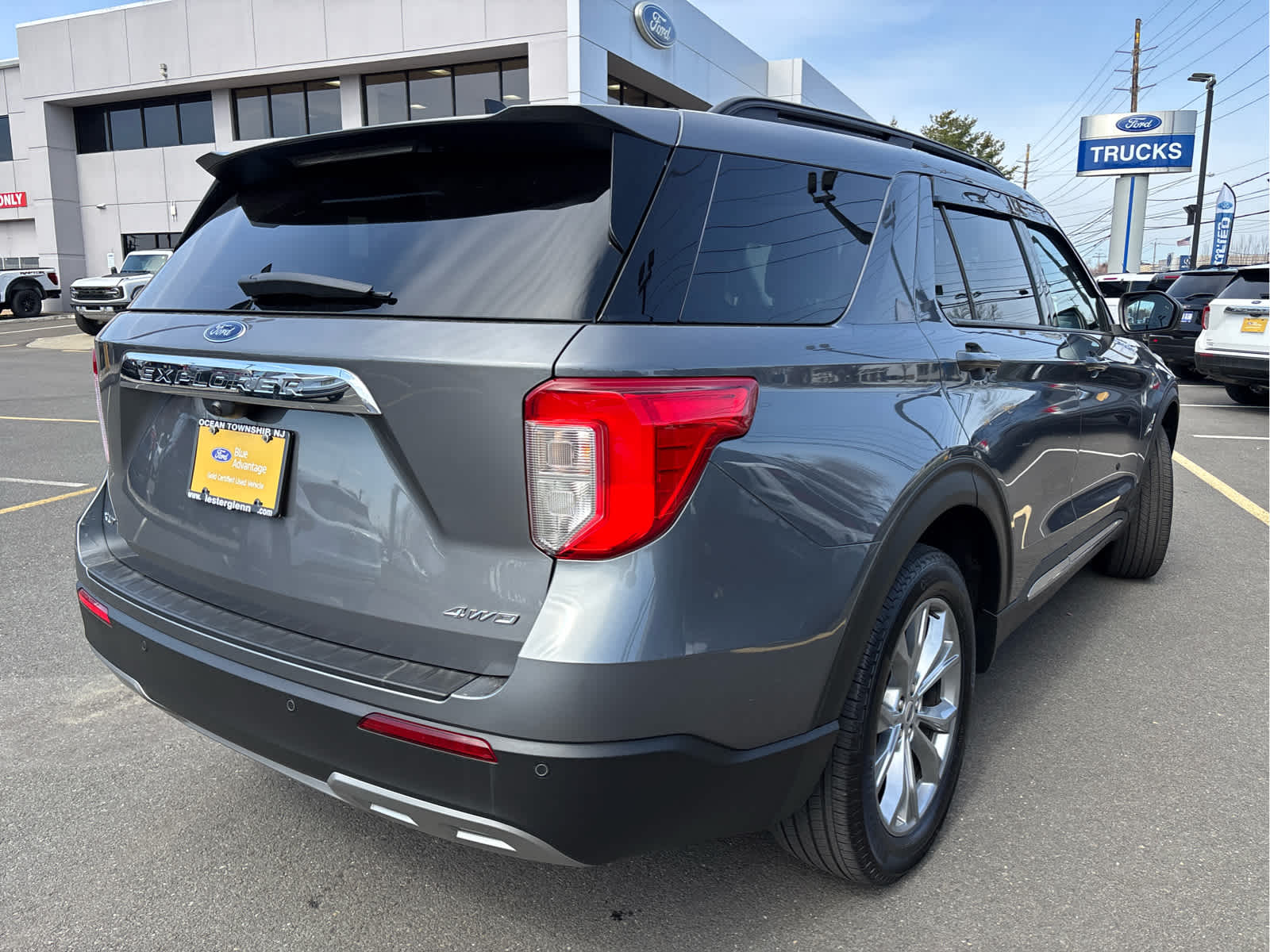 2023 Ford Explorer XLT