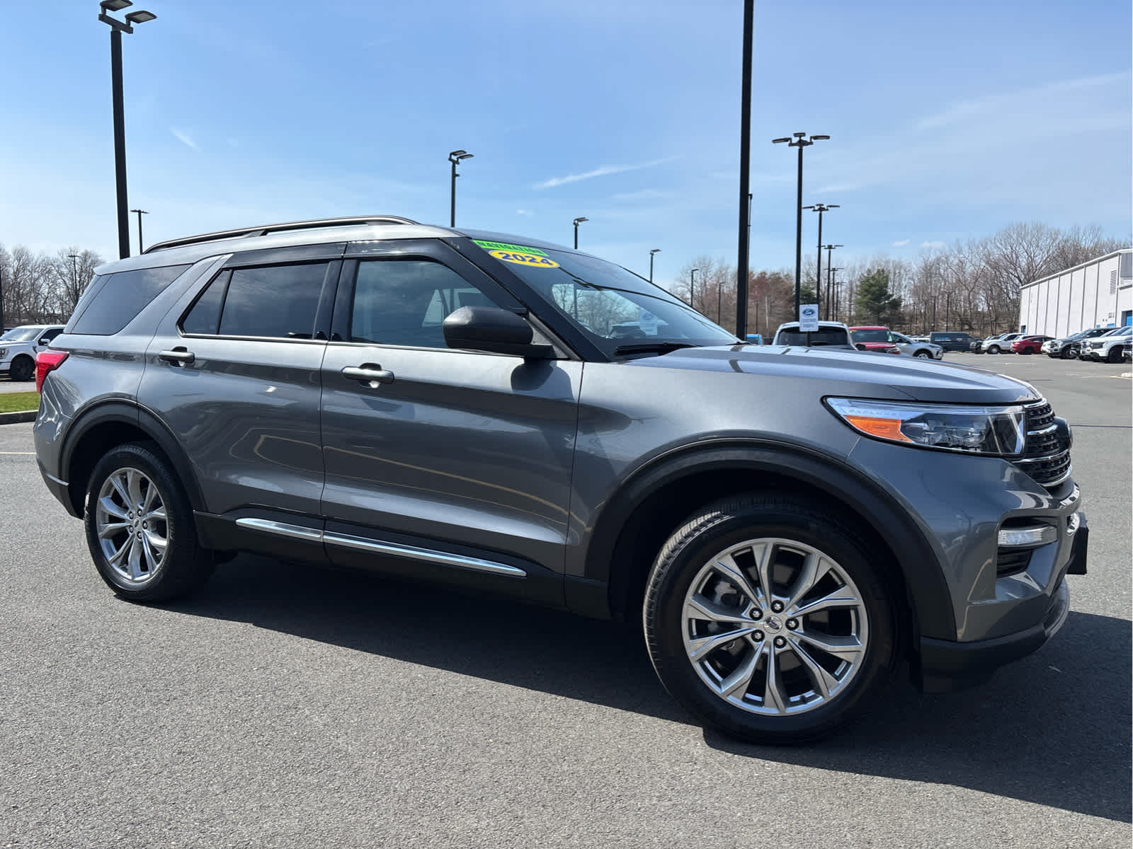 2023 Ford Explorer XLT