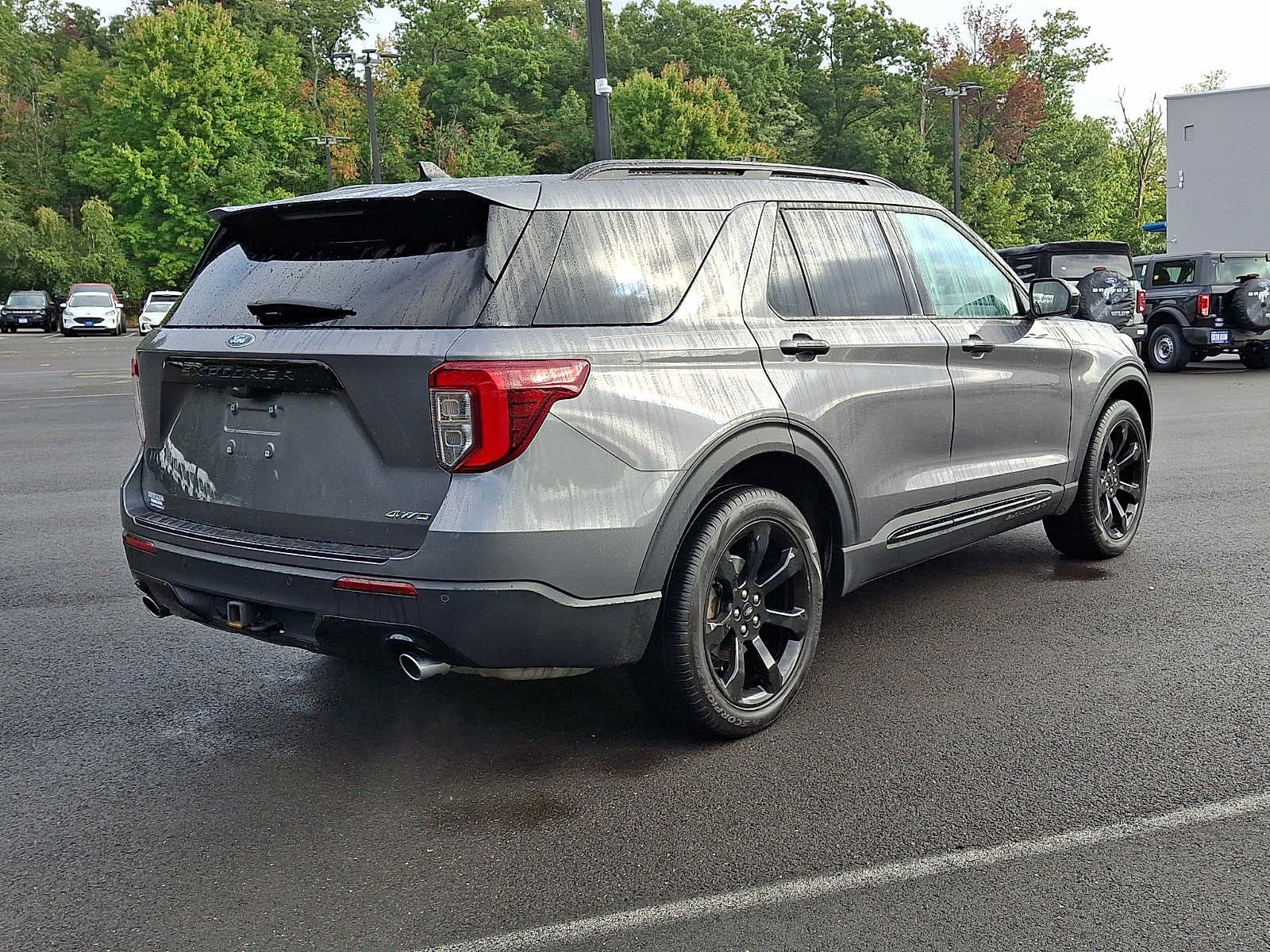 2023 Ford Explorer ST-Line