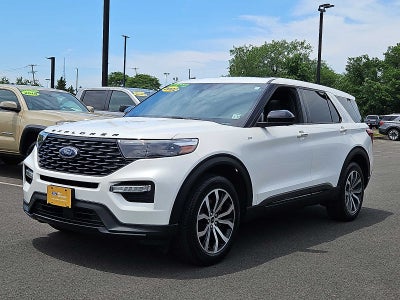 2022 Ford Explorer ST-Line
