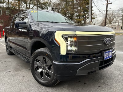 2023 Ford F-150 Lightning LARIAT