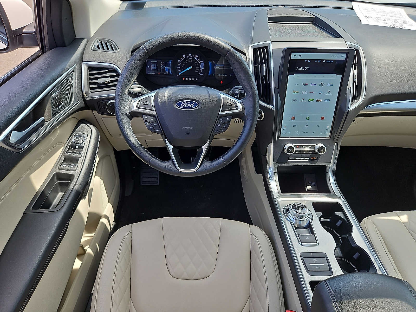 2023 Ford Edge Titanium