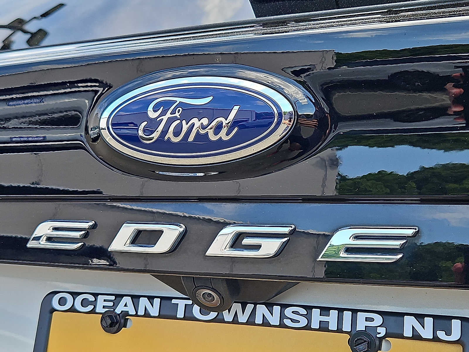 2023 Ford Edge Titanium