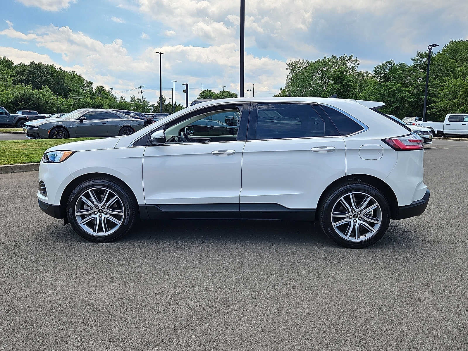 2023 Ford Edge Titanium