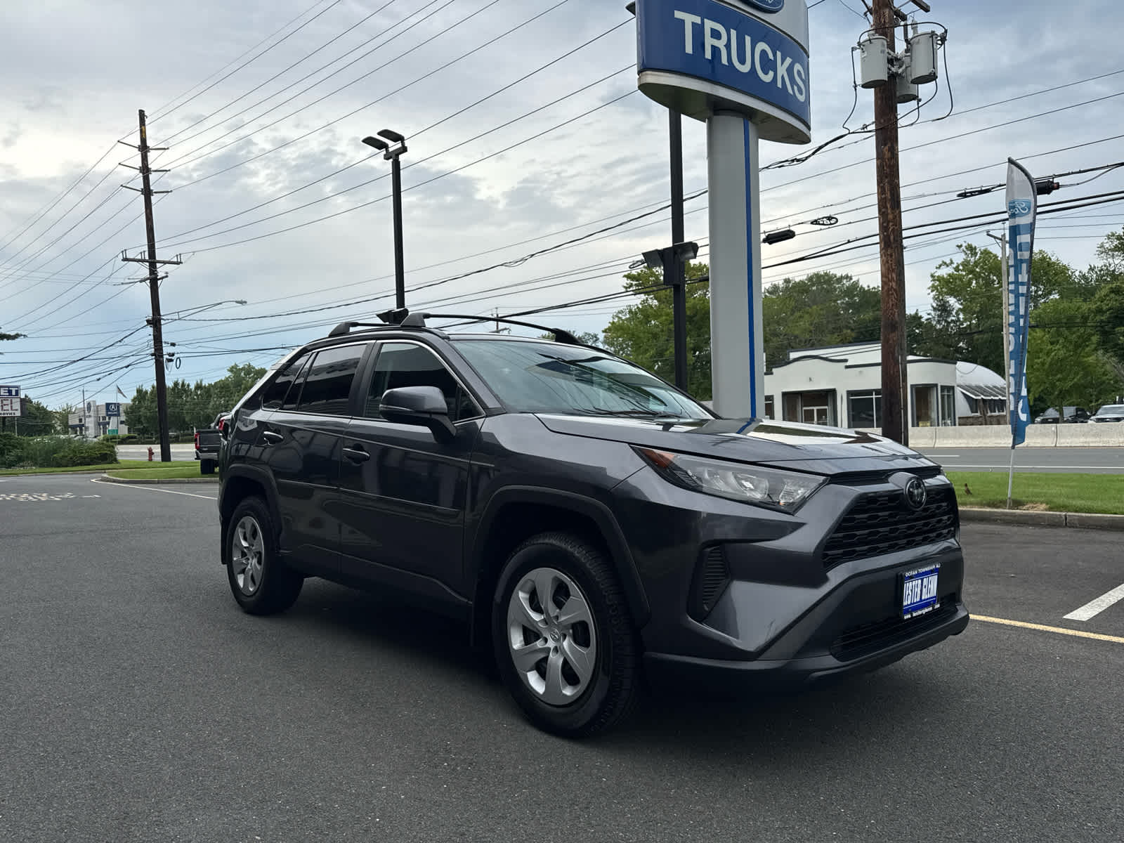 2020 Toyota RAV4 LE