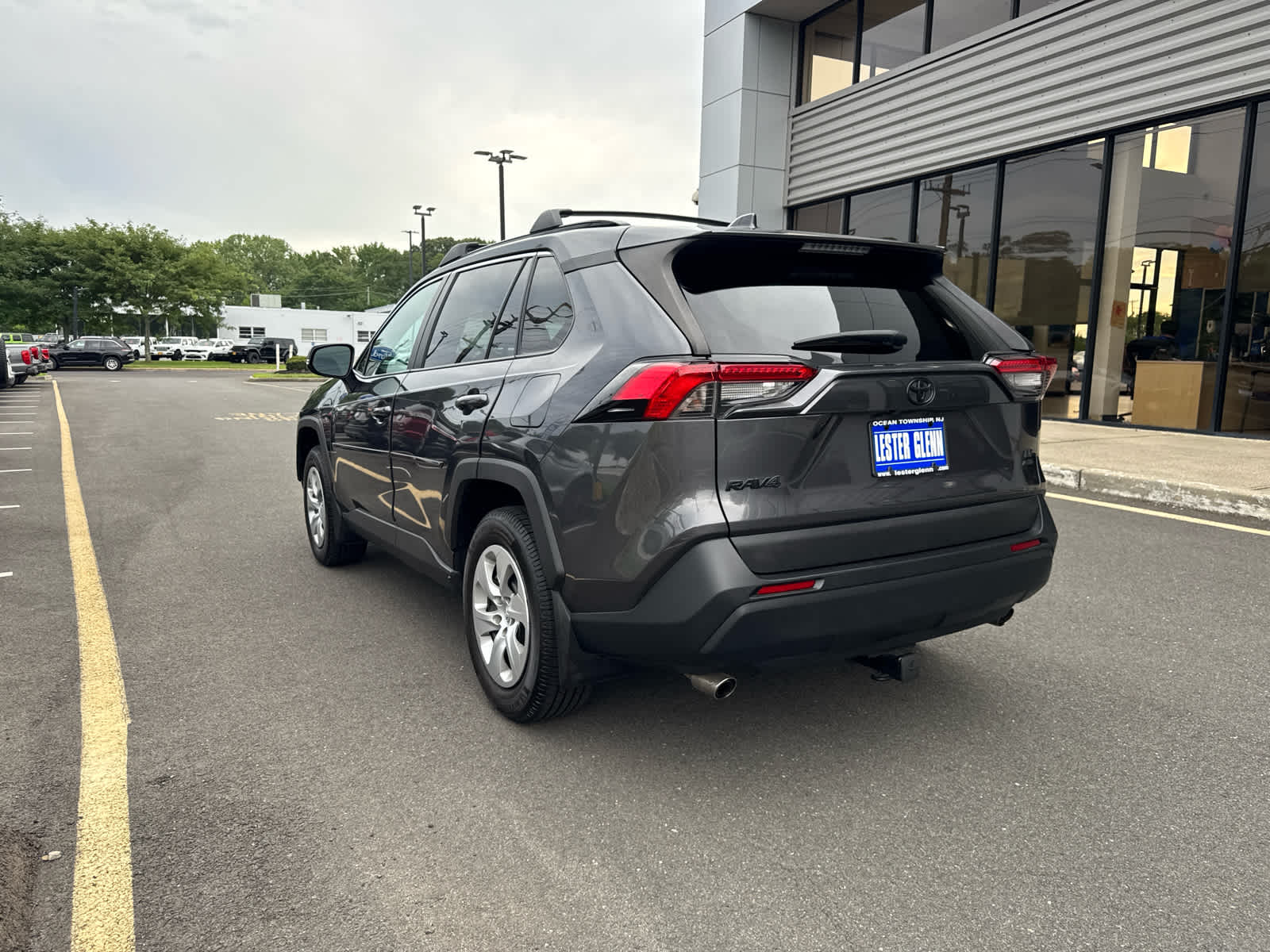 2020 Toyota RAV4 LE