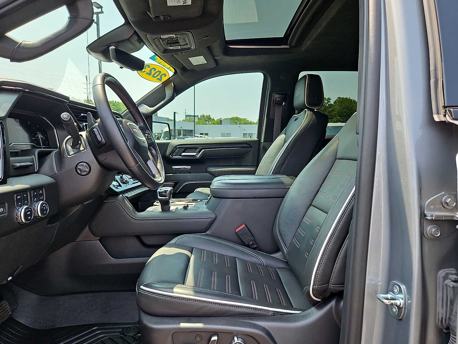 2023 GMC Sierra 1500 AT4X